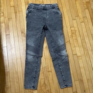 Levi’s High-Rise Jegging